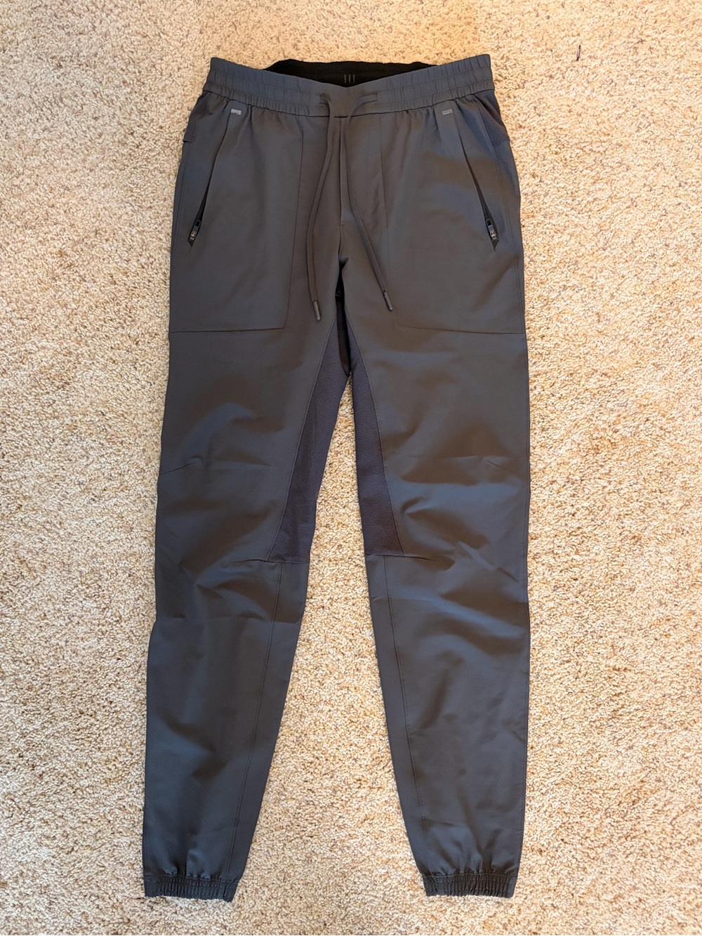 Lululemon License to Train Jogger *Longer* - Graphite Grey